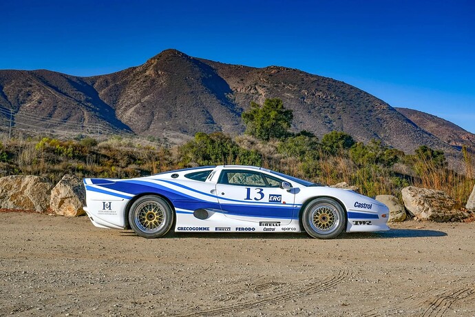 1993-Jaguar-XJ220-N-6