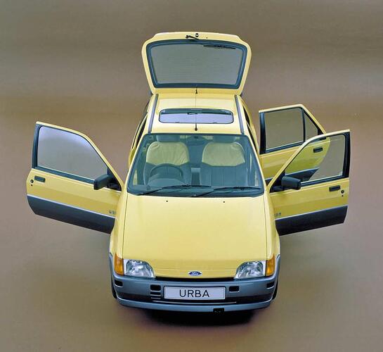 1989-ford-fiesta-urba-concept-01