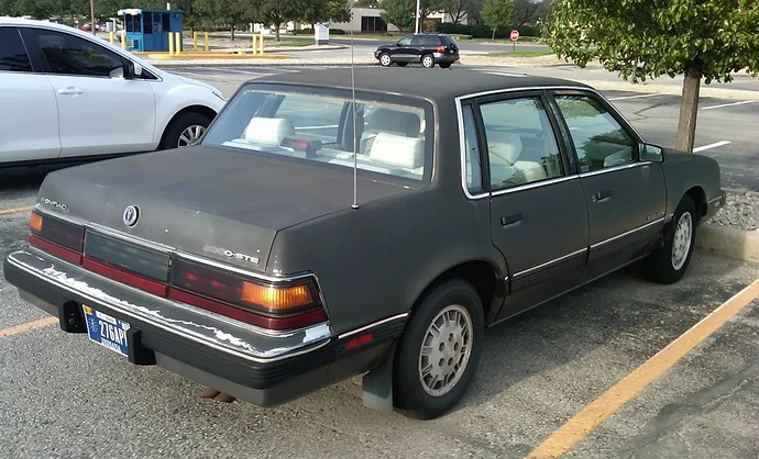 1986Pontiac6000STE01