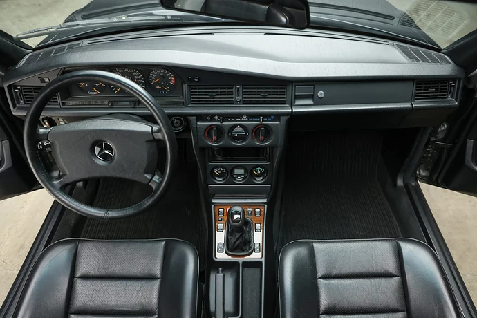 436A8768-00643-scaled