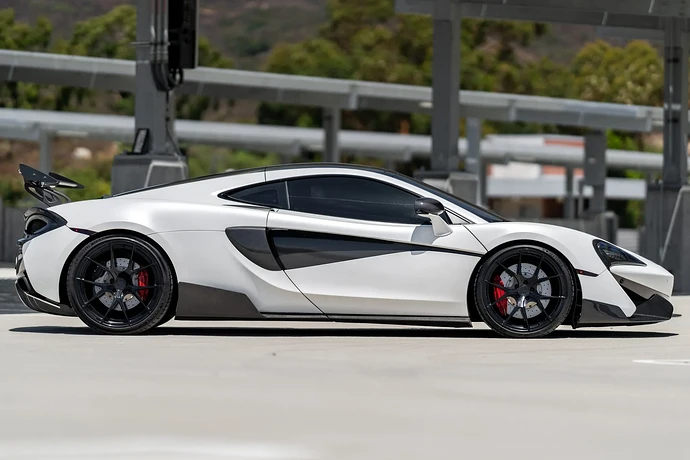 2017_mclaren_570gt_2017_mclaren_570gt_7488fa32-da5f-4fc5-a6bc-defc70984f61-0eXIUO-12818-12819-scaled