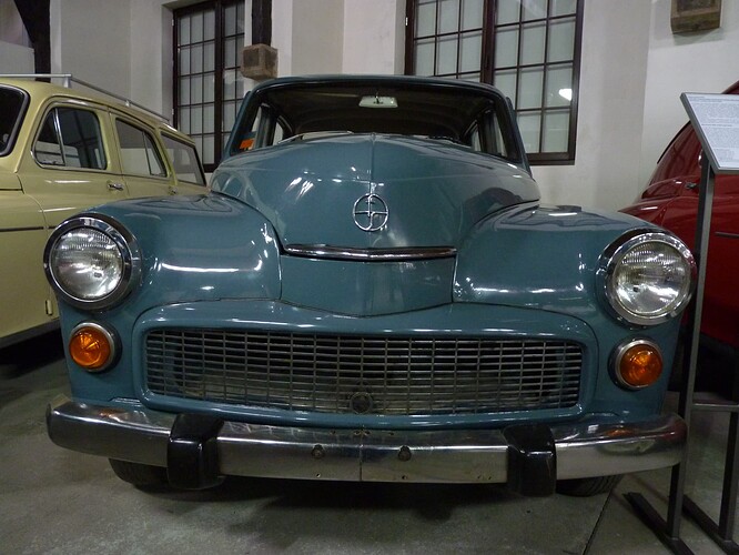 FSO_Warszawa_223_at_Muzeum_Inżynierii_Miejskiej_in_Kraków_2_(3)