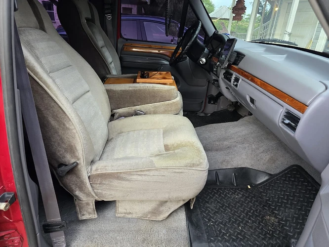 1994_ford_f-350_20250727_195741-05345-scaled
