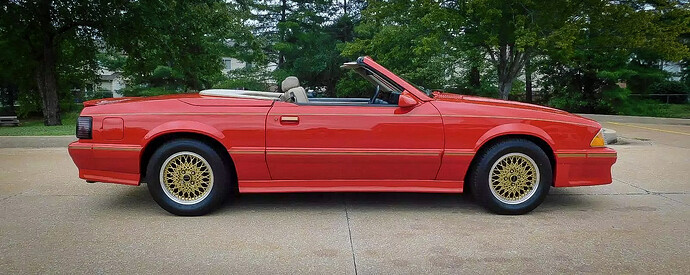 1987_Ford_Mustang_ASC_Mclaren_right_side
