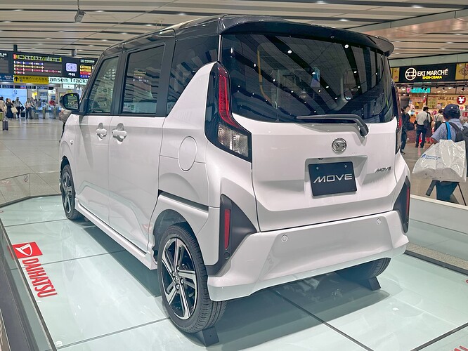 Daihatsu_MOVE_RS_2WD_(5BA-LA850S-GBVZ)_(4)
