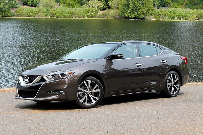 2016-nissan-maxima-platinum-grey-front-side-angle-2