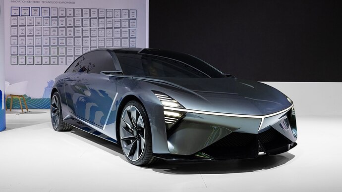 2024-Wuling-Light-Of-ASEAN-Concept-China-Press-Photos-Exterior-001-Front-Three-Quarters