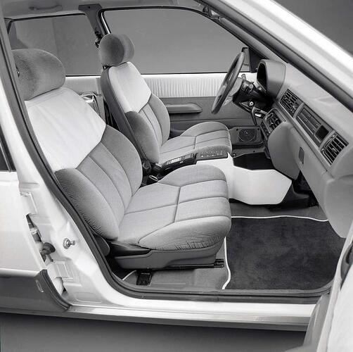 1989-ford-fiesta-urba-concept-08
