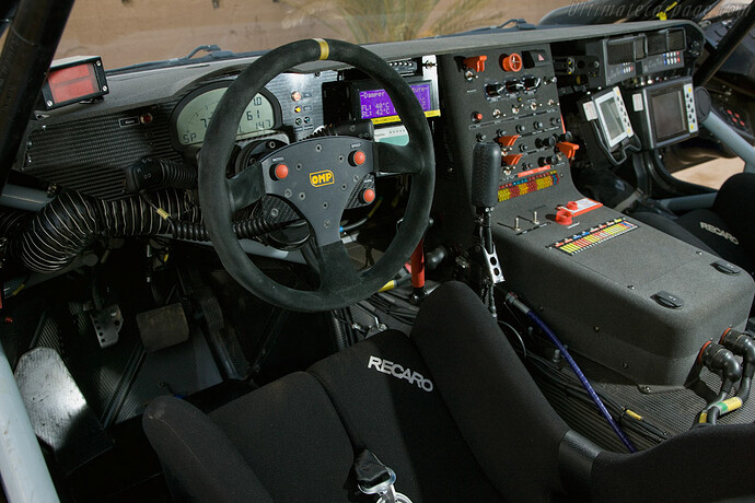 Volkswagen-Race-Touareg-3-35932