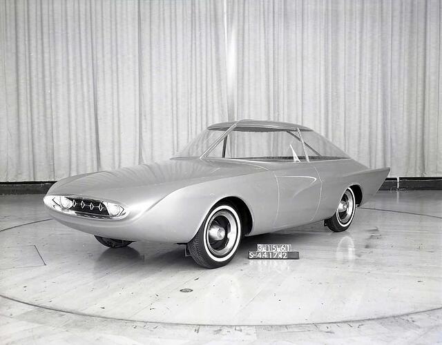 1961-ford-astrion-firefly-concept_01