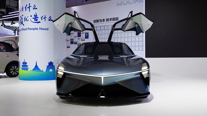 2024-Wuling-Light-Of-ASEAN-Concept-China-Press-Photos-Exterior-006-Front-End-Door-Open