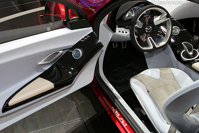 Mazda-Kabura-Concept-123404