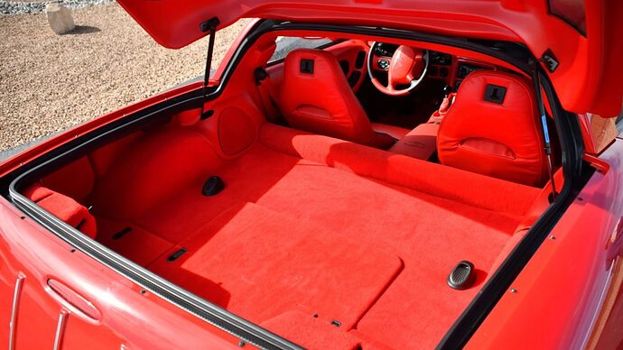 2004-Corvette-Sport-Wagon-5-1400x788