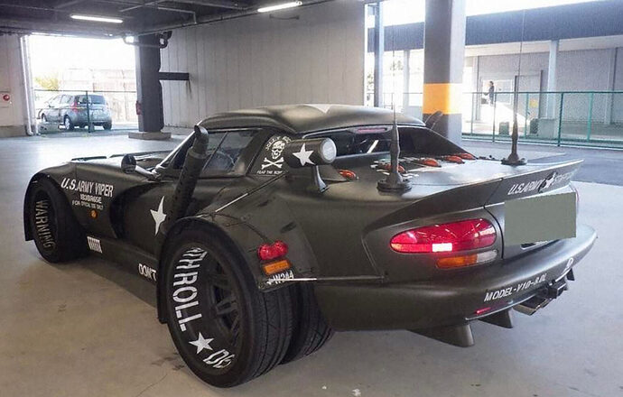 Dually-Dodge-Viper-2-1536x981