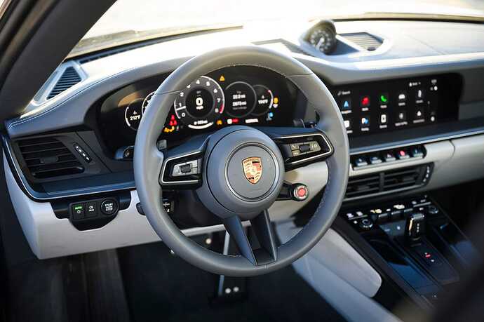 2025 porsche 911 carrera