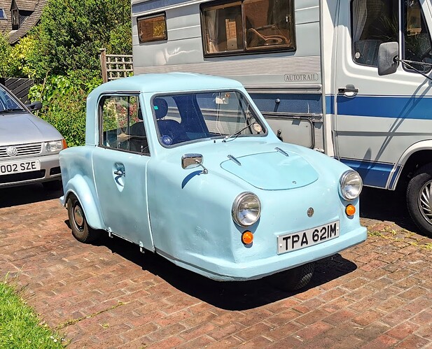 1973-ac-model-70_Invacar-offside-profile_scaled