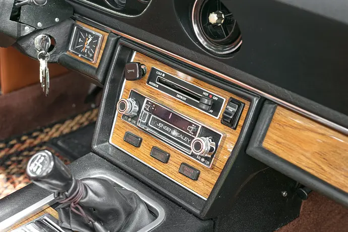 1974_jensen-healey_mark-2-roadster_1974_jensen-healey_mark-2-roadster_ba2ffa86-4821-4fa2-bbe2-070a506efe22-ynhThY-55035-55036-scaled