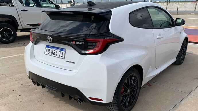 el-toyota-gr-yaris-se-lanzara-en-argentina-en-los-proximos-meses-y-pechito-lopez-ya-reservo-la-primera-unidad