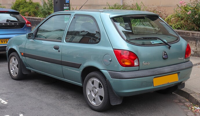 2002_Ford_Fiesta_Freestyle_1.2_Rear_(1)
