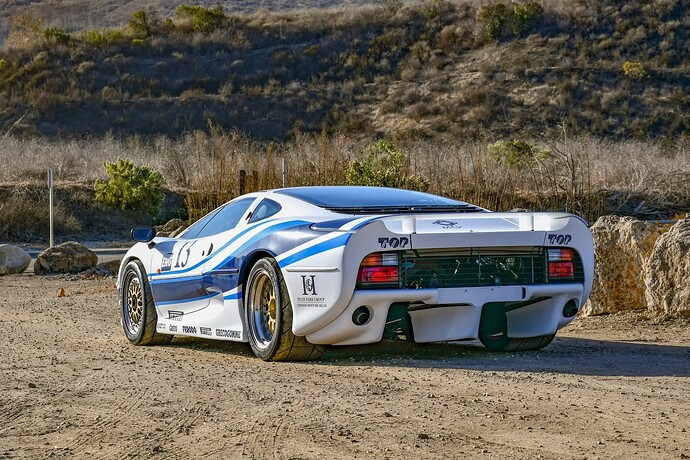 1993-Jaguar-XJ220-N-8