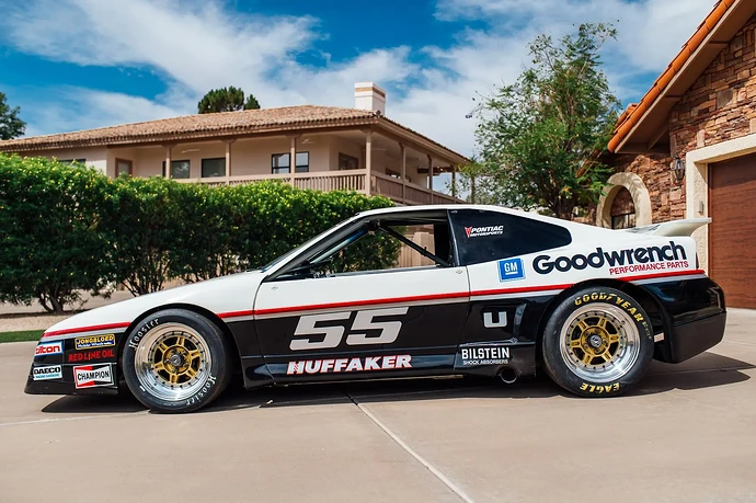 2005_pontiac_hufficker_imsa_gtu_15609765870e1742c08bBAT_HuffakerFiero-2