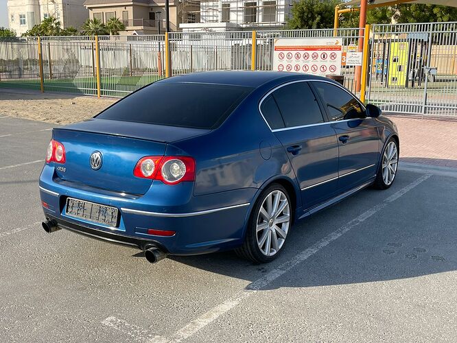 01-00-51-volkswagen-passat-b6-r36-2-1221-24_o