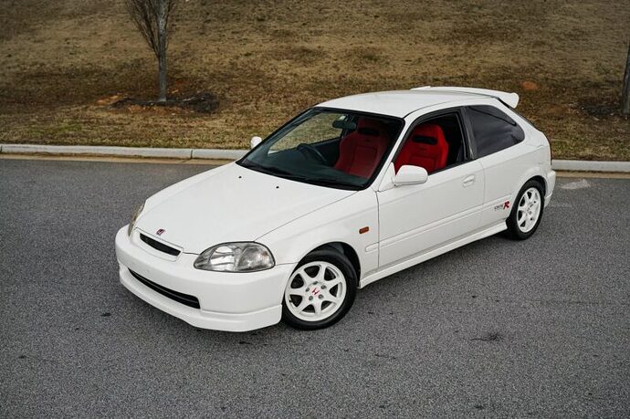 Honda Civic Type R EK9 for sale but priced like the FL5, can you afford it?  - ENGEAR ENGLISH