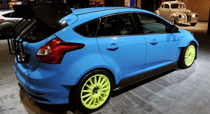 Ford-Focus-ST-by-Galpin-Auto-Sports-at-SEMA-show-2012-3-1400x765