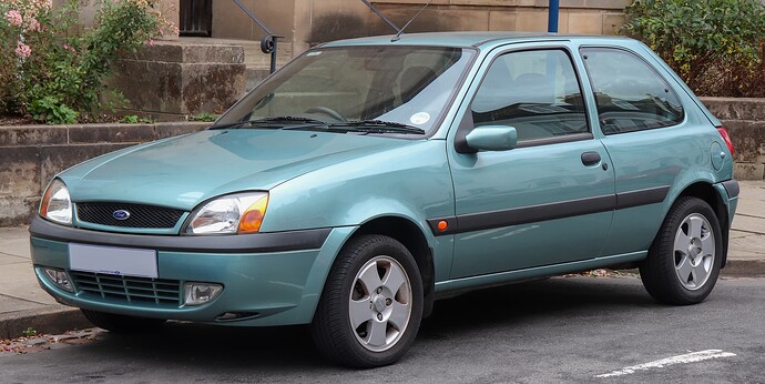 2002_Ford_Fiesta_Freestyle_1.2_Front_(1)