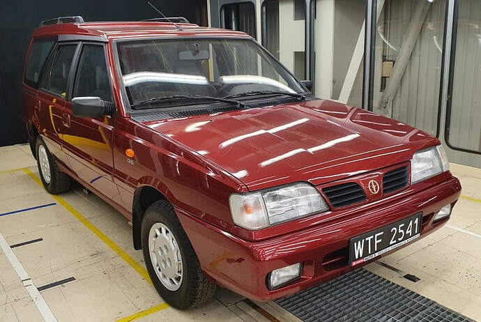 Polonez_Kombi_w_FSO_(3)