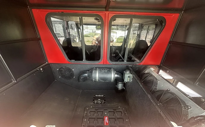 2024_tut-truck_5-seater-4x4_IMG_7174-70754-scaled