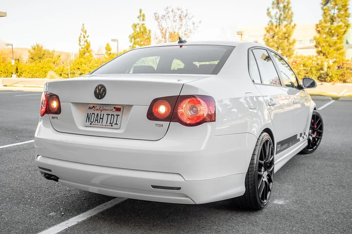 2010_volkswagen_jetta_16104921326e7dff9f98764da2010_volkswagen_jetta_1610492131cd20849cc21c28a-baea-4953-b6e5-54c482d97f95-NbkSvB-scaled