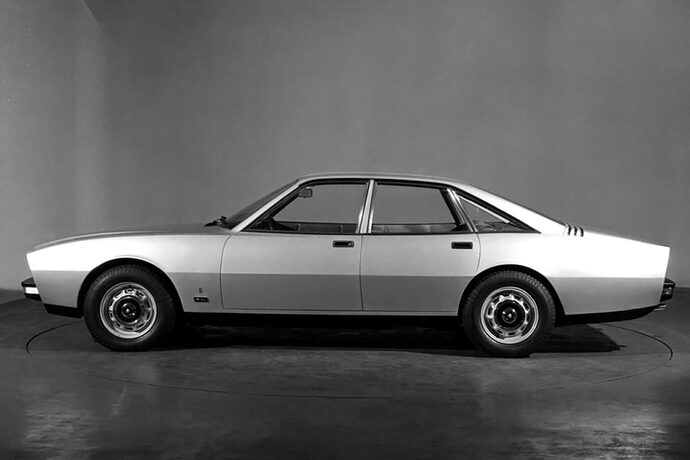 jaguar_xj12_pf_5-1536x1024