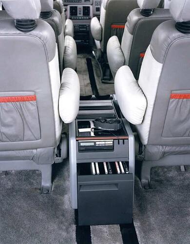 1987-ford-hfx-aerostar-concept-06