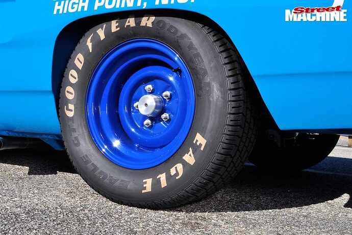 plymouth-superbird-wheel-768x512
