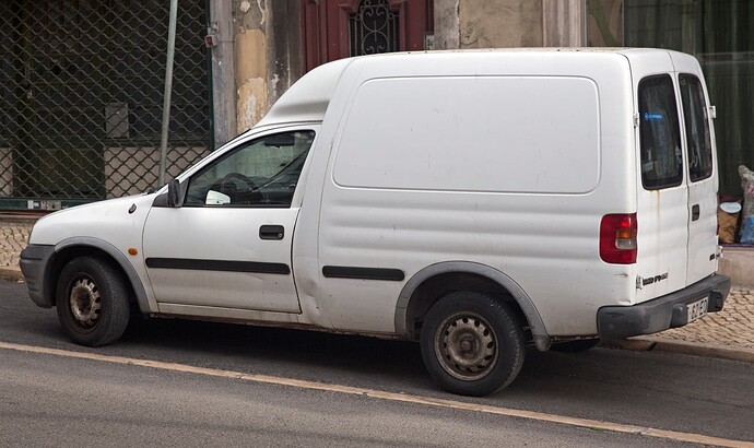 Opel_Combo_B_(Portugal),_rear_left_side