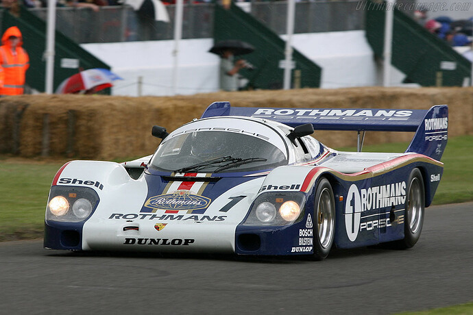 Porsche-956-3243