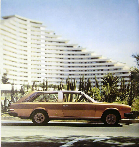 1974_Pininfarina_Fiat_130_Maremma_13