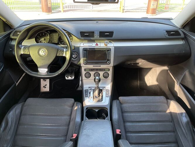 01-03-20-volkswagen-passat-b6-r36-2-1221-8_o