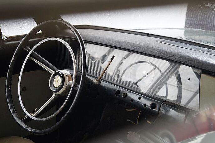 FSO_Warszawa_210_wnetrze_-_Muzeum_w_Chlewiskach