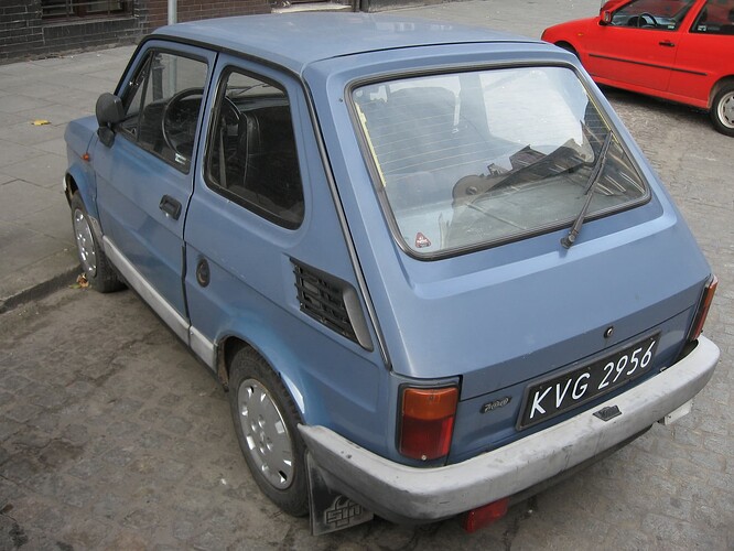 Polski_Fiat_126_BIS_on_Pomorska_street_in_Kraków_(1)