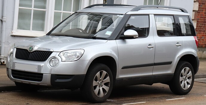 2011_Skoda_Yeti_S_TSi_1.2_Front
