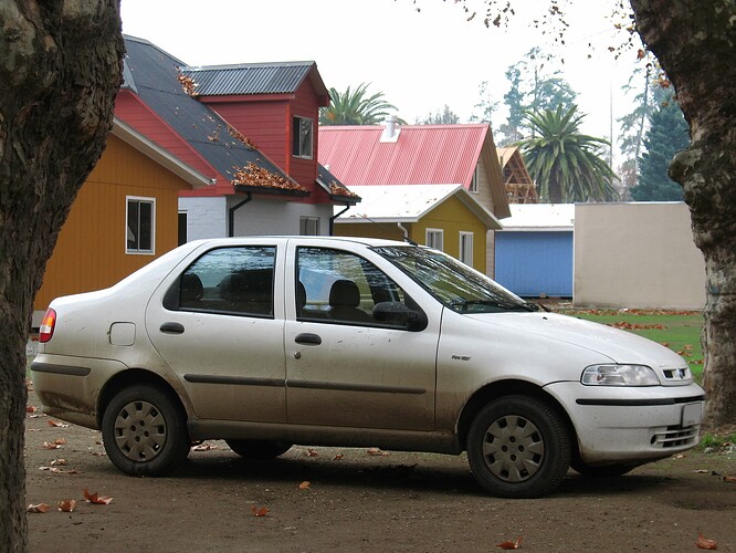 Fiat_Siena_EX_1.2_Fire_2004_(18349763393)