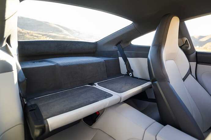 2025 porsche 911 carrera