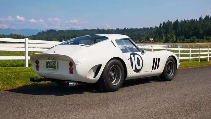 1962-ferrari-250-gto-3729gt-drivers-side1962-ferrari-250-gto-bianco-speciale-rear-three-quarter-view