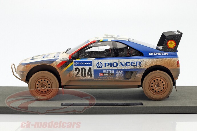 topmarques_1_18_peugeot_405_t16_dirty_version_no20