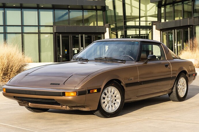 1985_mazda_rx-7_gsl-se_1611784554a98fb51d8DSC05250
