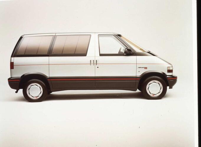 1987-ford-hfx-aerostar-concept-01