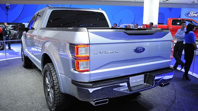 ford-atlas-concept-at-the-2013-detroit-auto-show_100416159