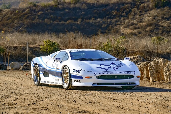 1993-Jaguar-XJ220-N-4